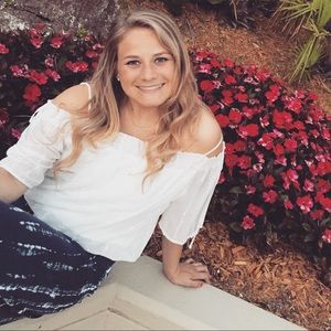 Meet your Posher, Hannah